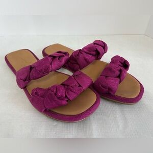 Universal Thread Magenta Sandals